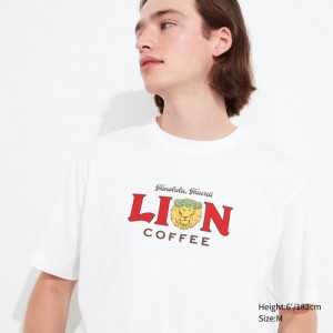 Uniqlo The Brands Hawaii UT (Kurzes-Sleeve) (Lion Coffee) Graphic T Shirt Herren Weiß | YKXV-15892