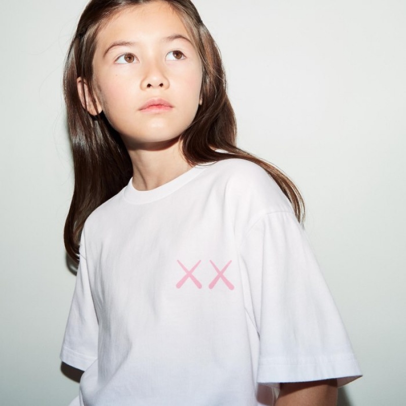 Uniqlo KAWS UT (Kurzes-Sleeve) Graphic T Shirt Kinder Weiß | IZDO-61703